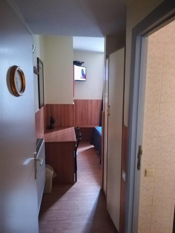 Aristote 2* Brussel